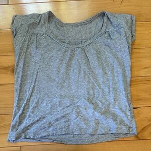 Banana Republic Light Gray Short Sleeve Tee